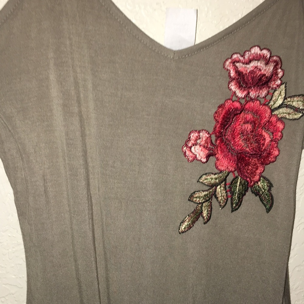 Oliver green body suit with flower